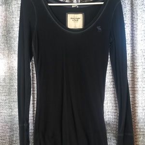 Long sleeve fitted shirt